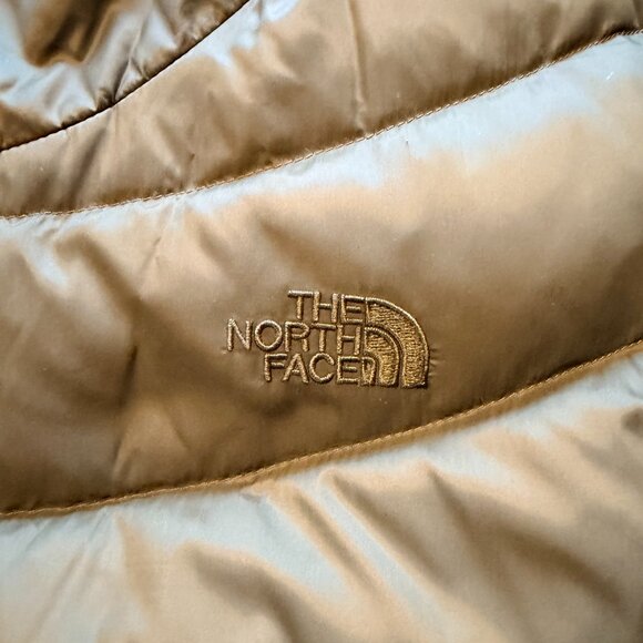 THE NORTH FACE WOMEN'S GOOSE DOWN PUFFER 550 VEST - Picture 6 of 9